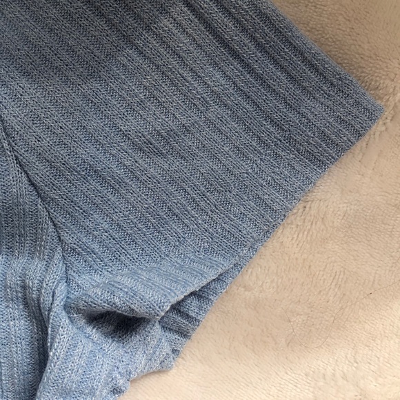 NWOT Rib-Knit Baby Blue Tee and Tie Waist Leggings Set M - Picture 8 of 9